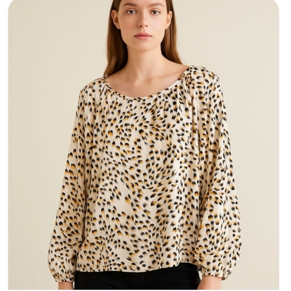 CAbi Women's Leopard Print Blouse - Black and Tan